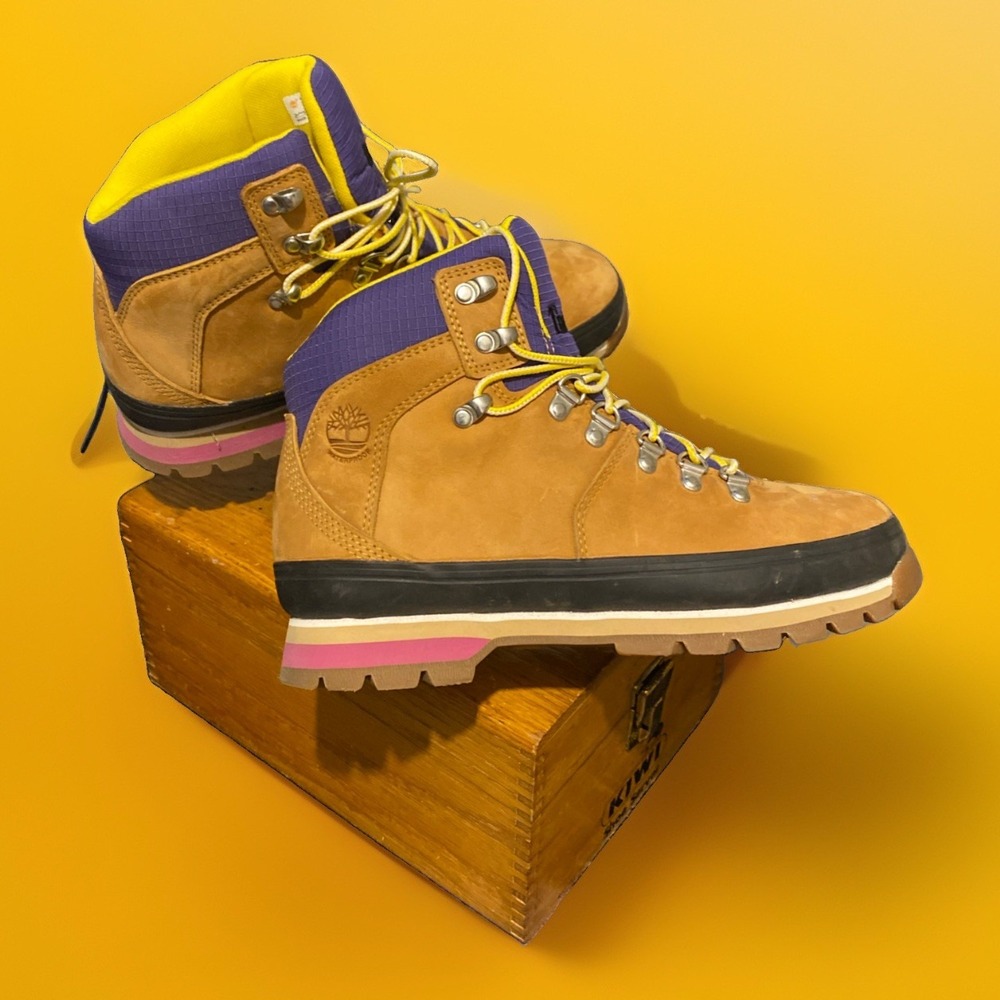 Timberland Leather Hiking Boots Womens 8.5 Ankle Camping Walk Rebotl